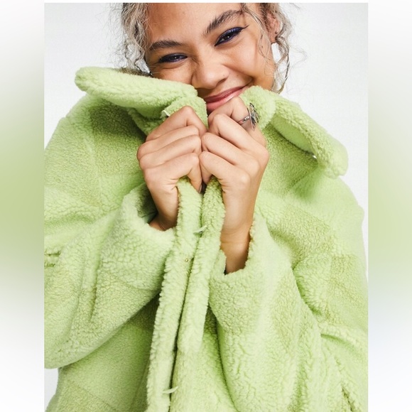 Urban Outfitters Jackets & Blazers - URBANCODE
URBAN CODE CHECKED BORG JACKET IN LIME GREEN